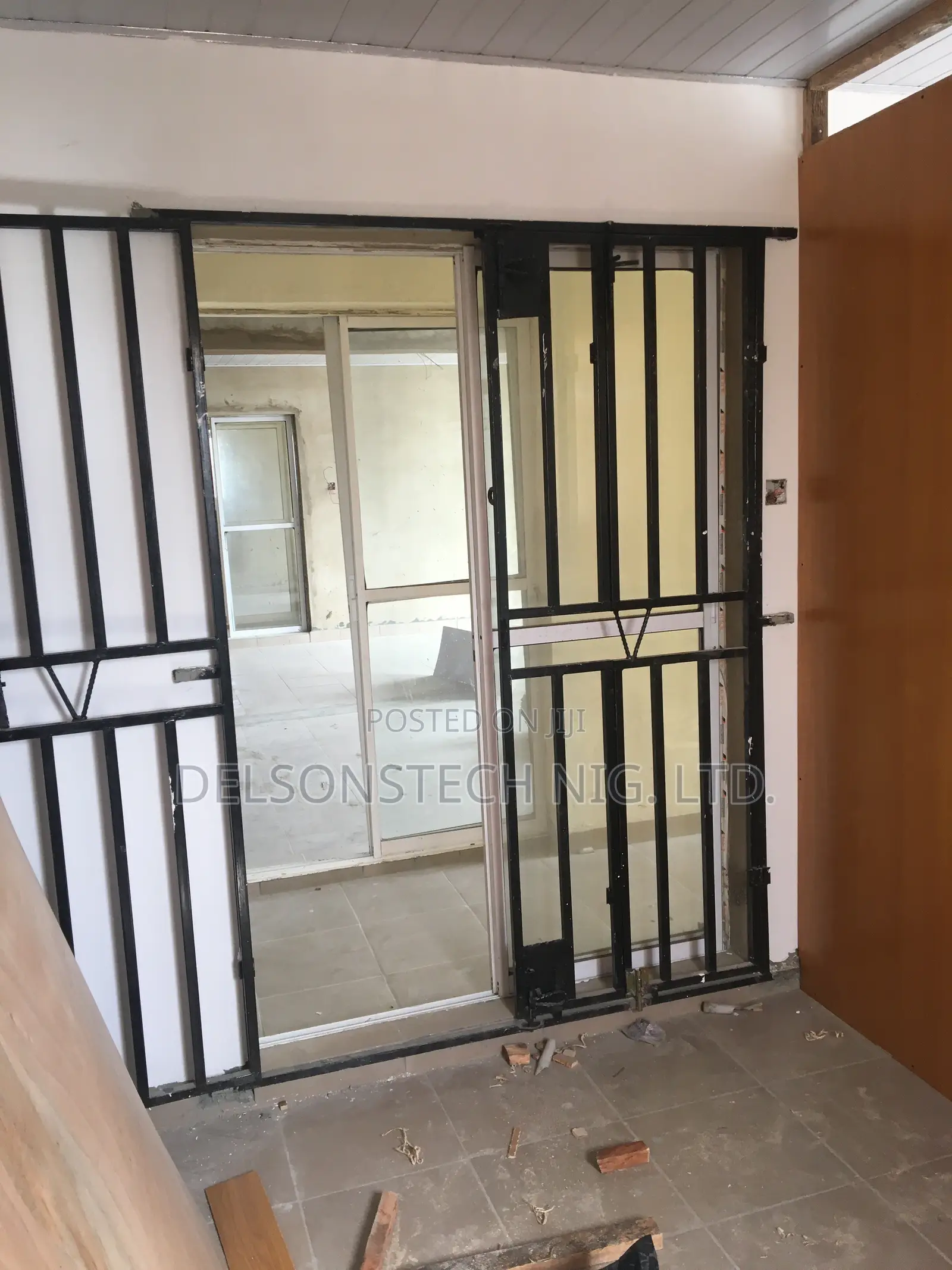 Shop for Rent in Saka Tinubu