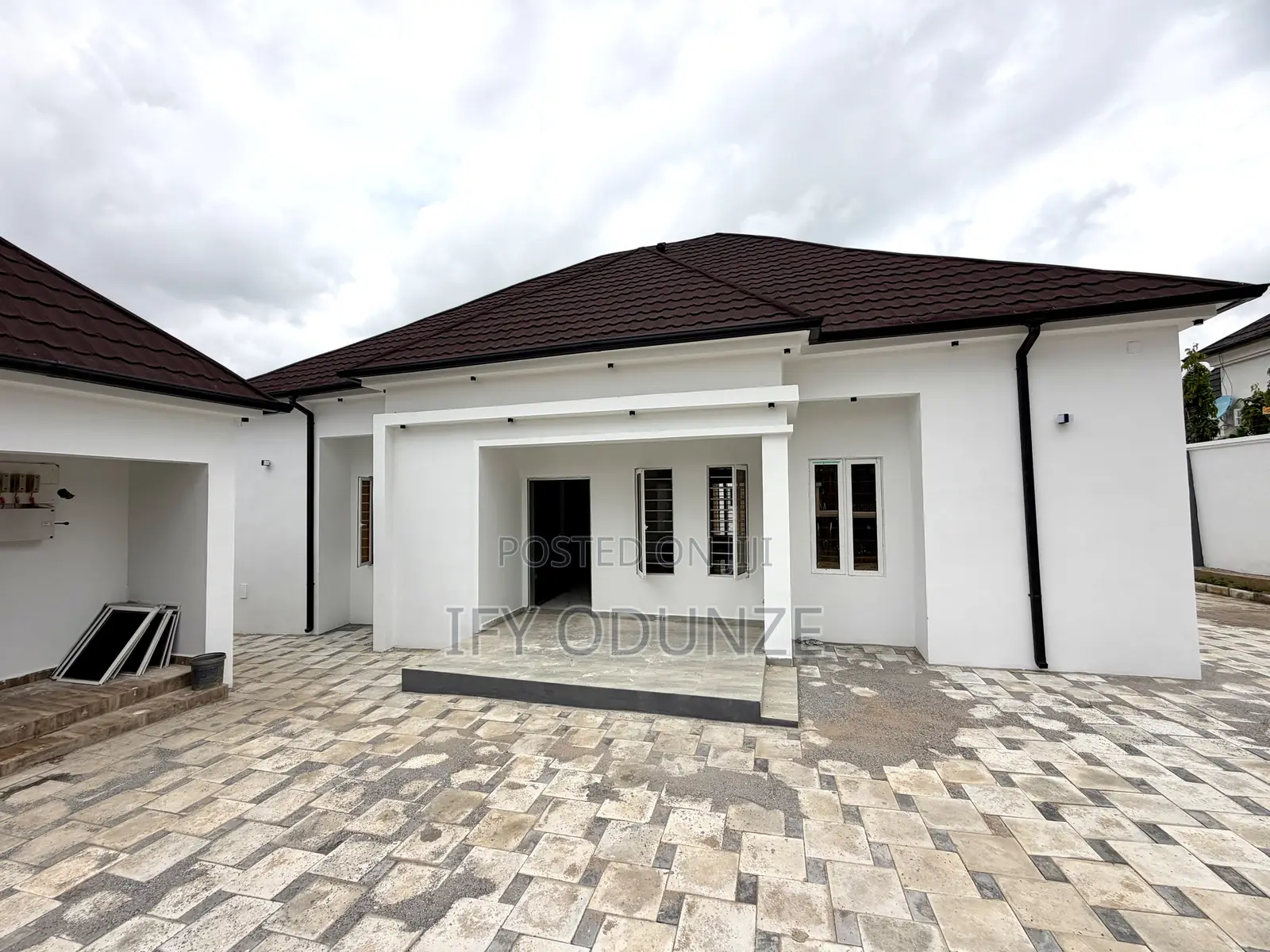 3bdrm Bungalow in Efab, Karsana for sale in Karsana