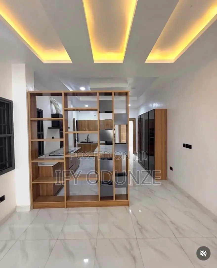 3bdrm Penthouse in Opposite Living, Katampe (Main) for sale in Katampe (Main)