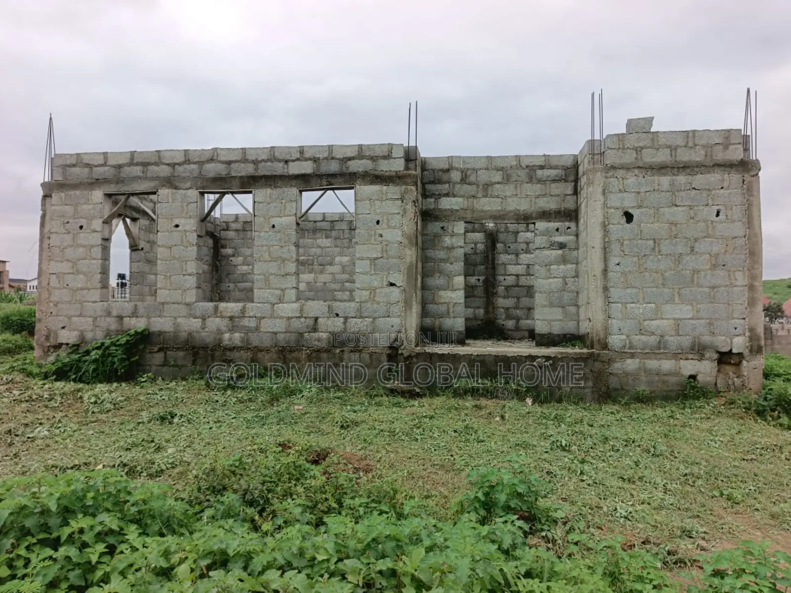 6bdrm Duplex in Goldmind Estate for sale in Sabon Lugbe