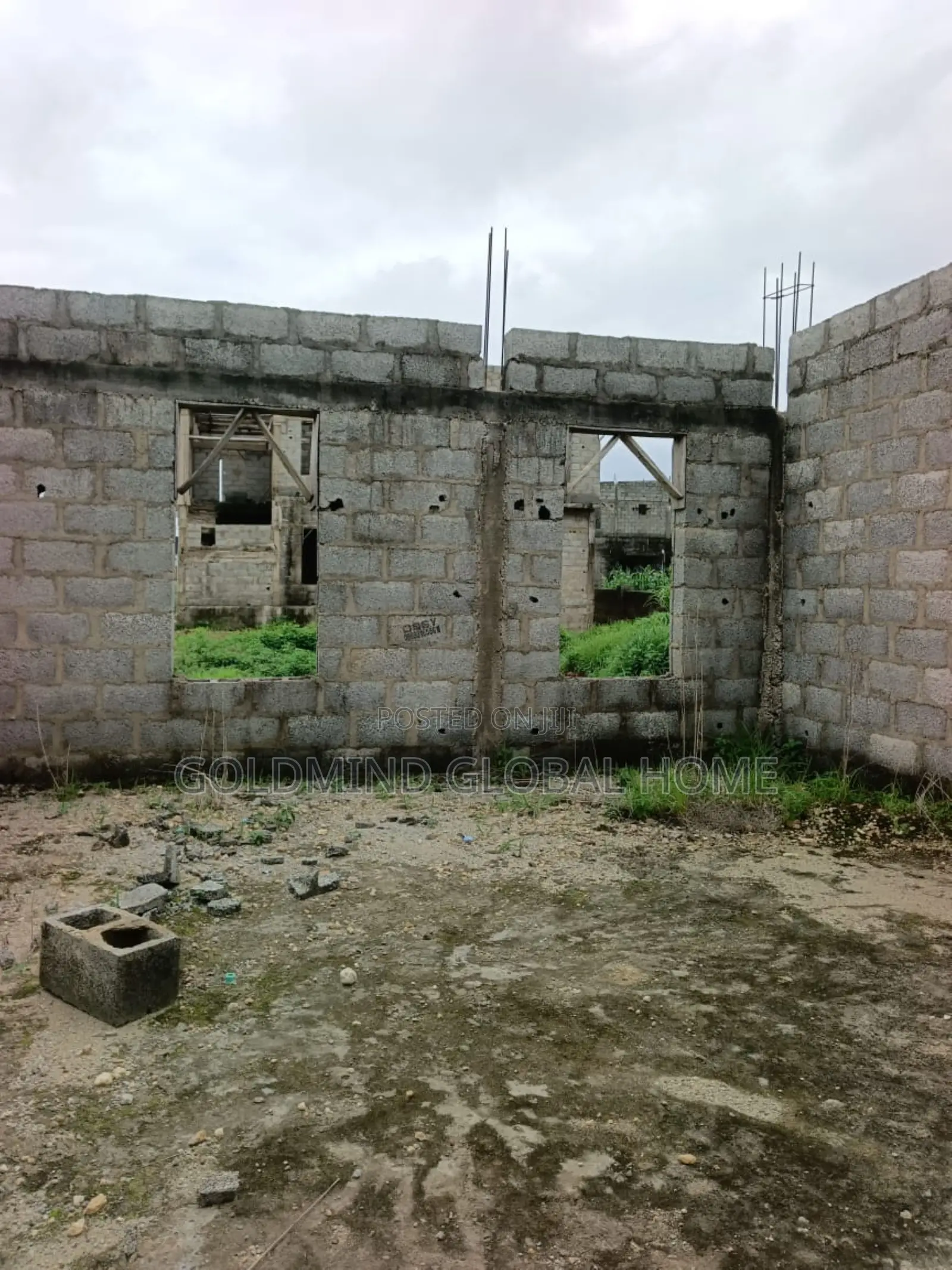 6bdrm Duplex in Goldmind Estate for sale in Sabon Lugbe