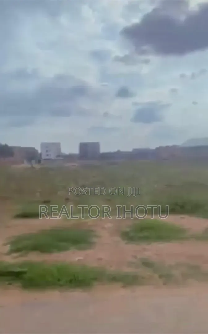 12800sqm, Residential/Commercial, Fcda R of O and C of O, Tarred Rd in Wuye