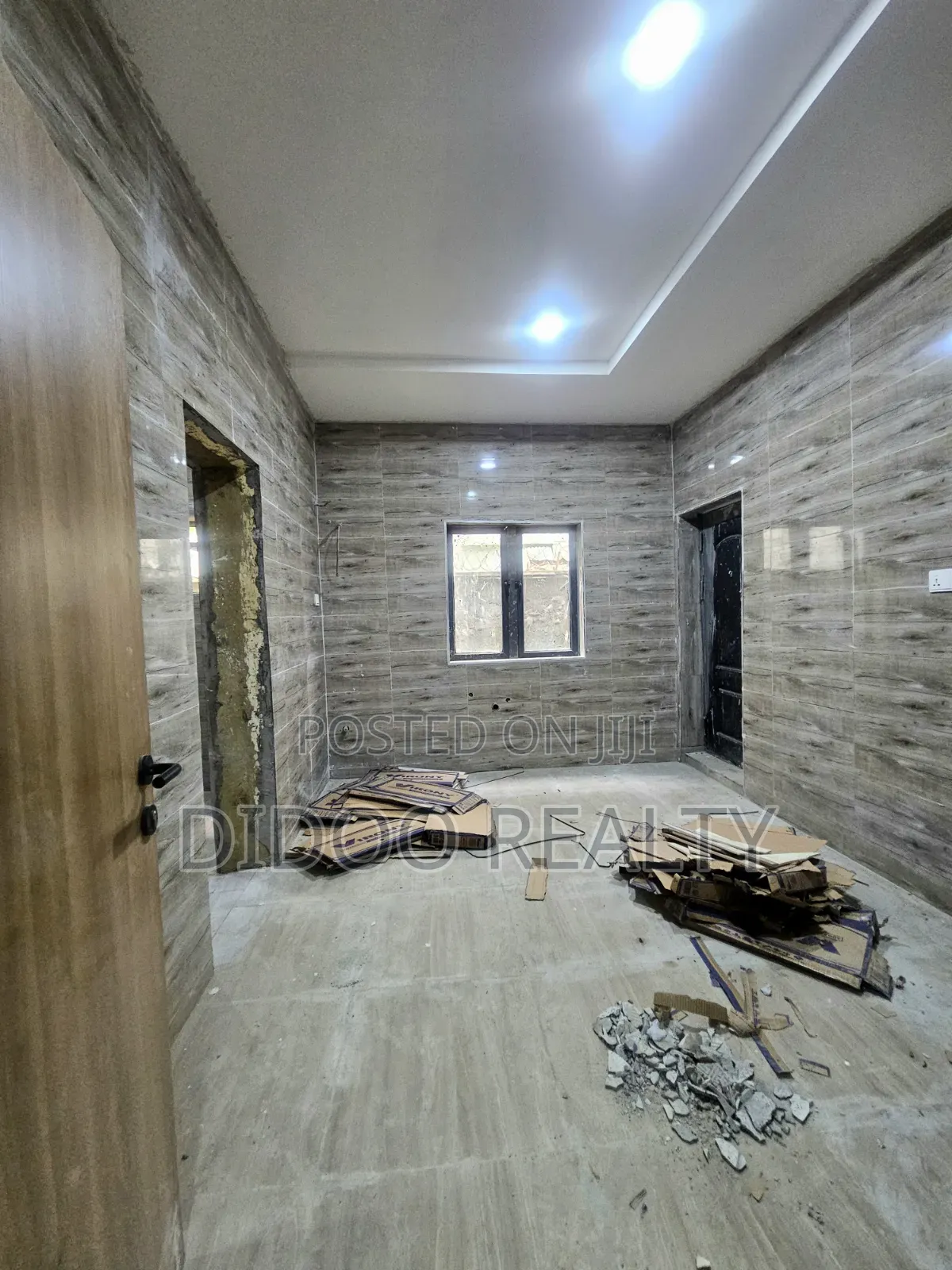 3bdrm Block of Flats in Utako for rent in Utako