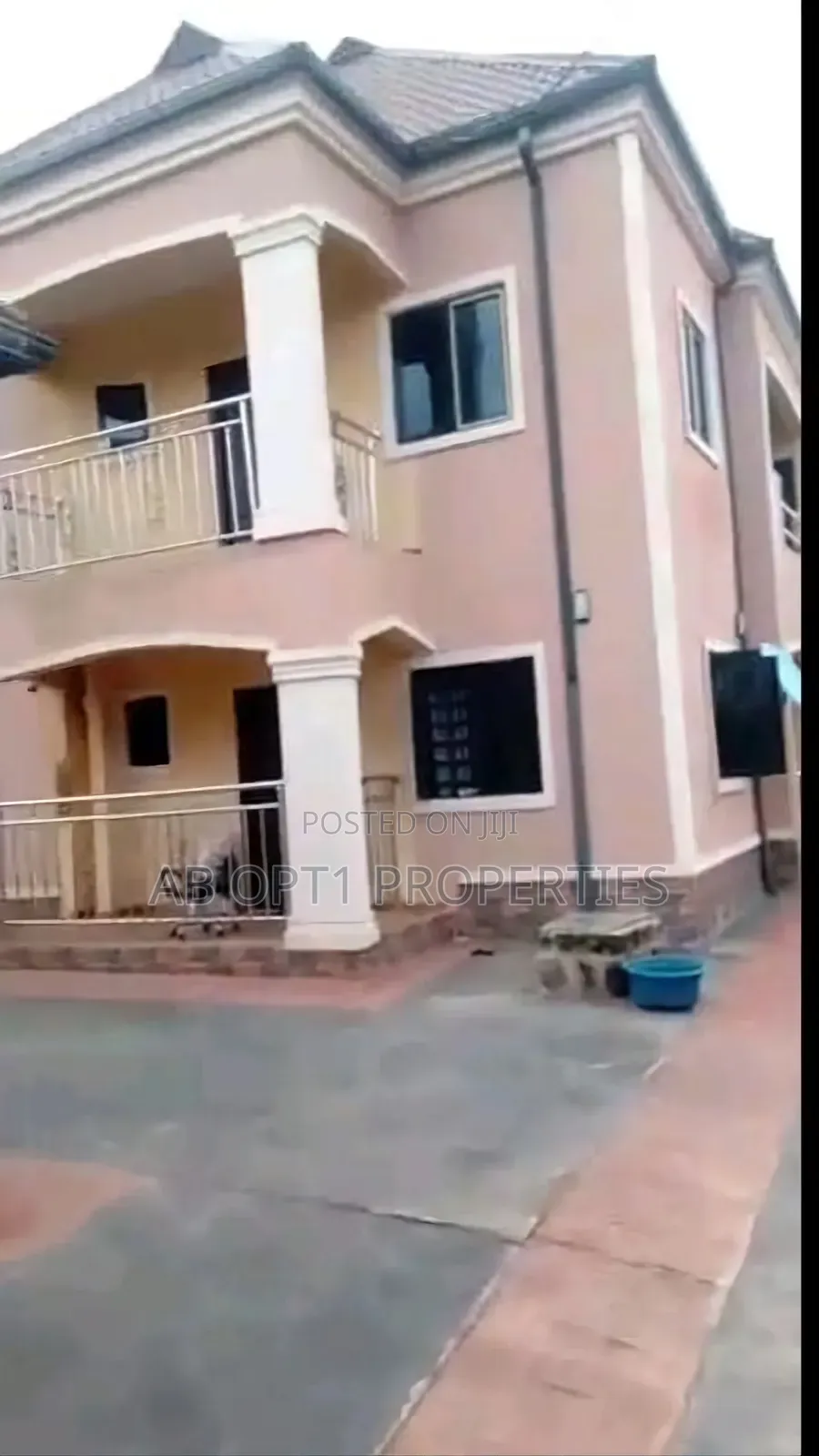2bdrm Block of Flats in Ogheghe, Sapele Road, Benin City for sale in Benin City