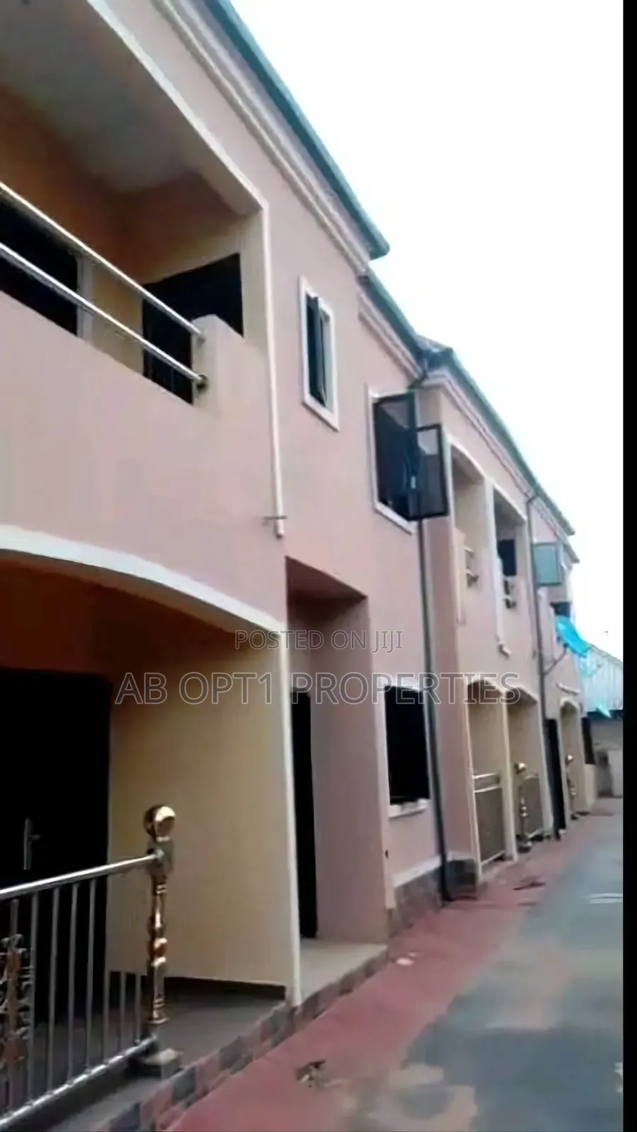 2bdrm Block of Flats in Ogheghe, Sapele Road, Benin City for sale in Benin City