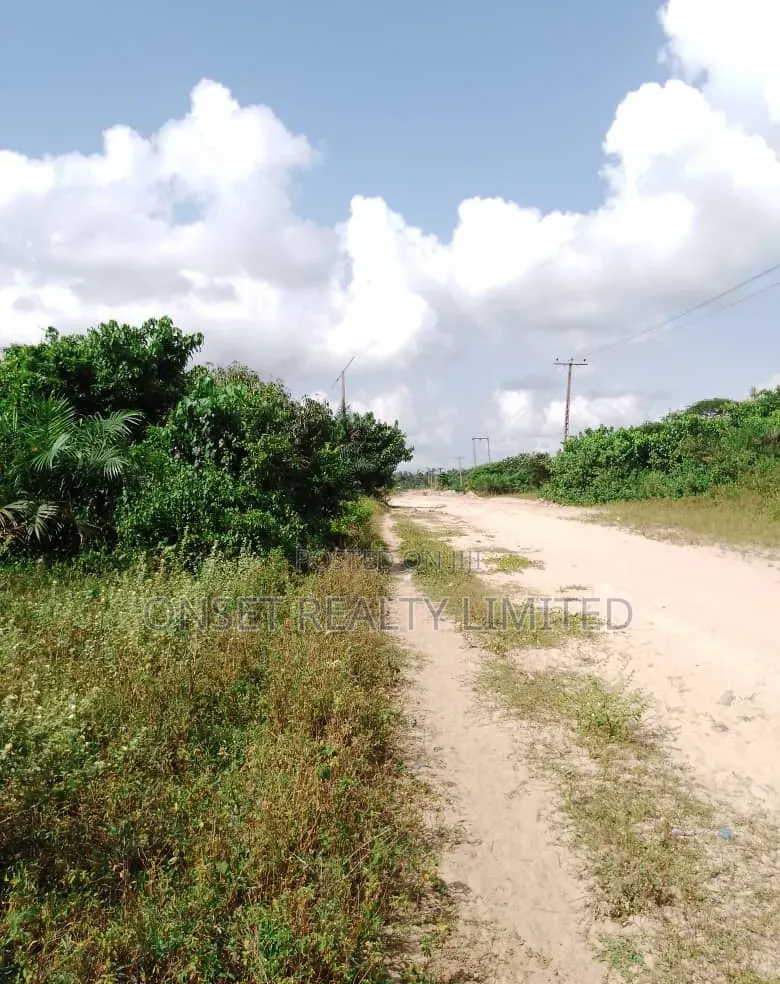 Fenced 4plots of Land in Ibeju Lekki in Elerangbe