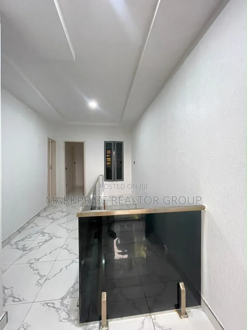 4bdrm Duplex in Maryland Lagos, Anthony Village for sale in Anthony Village