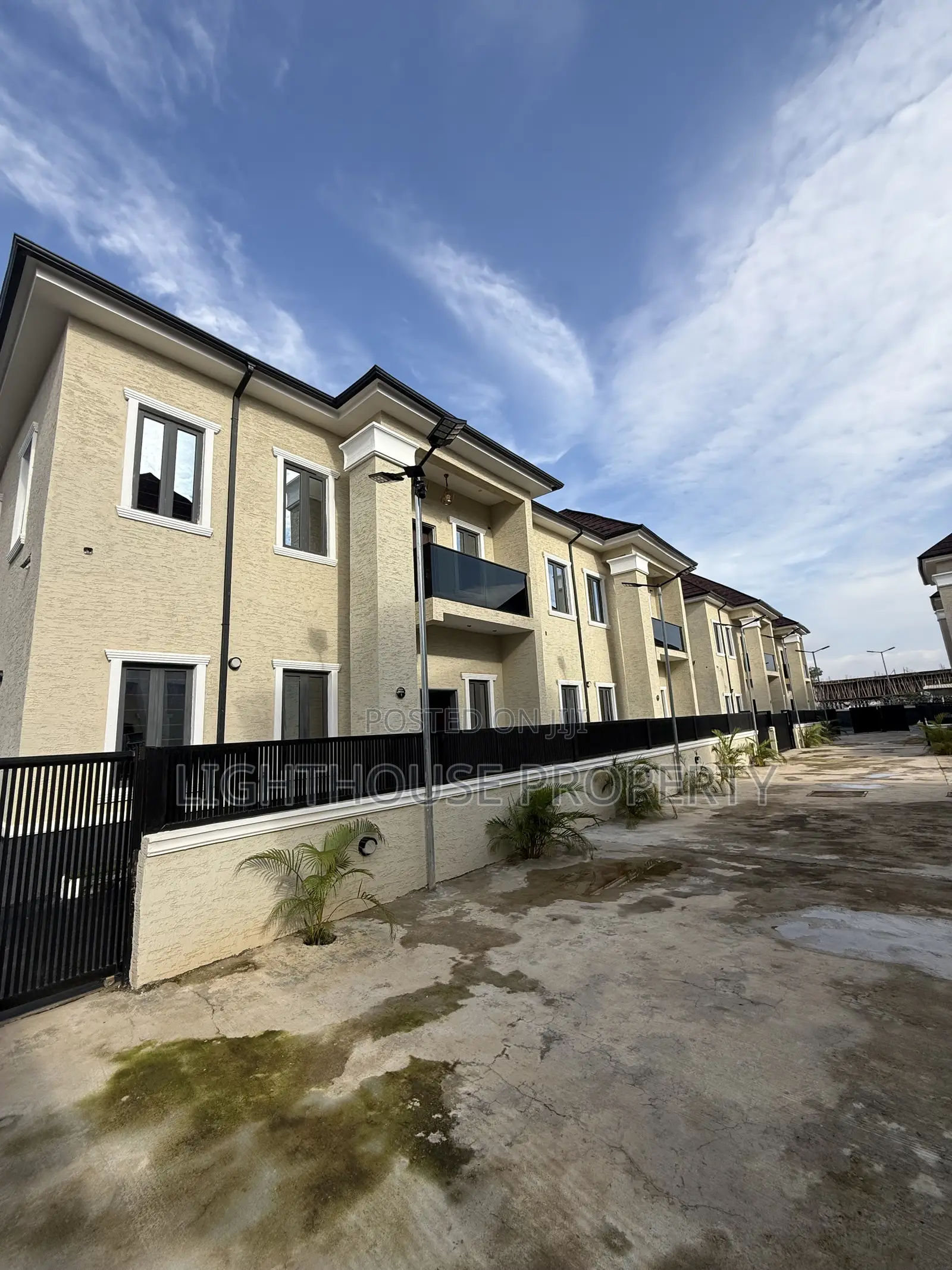 4bdrm Duplex in Gaduwa District for sale in Gaduwa