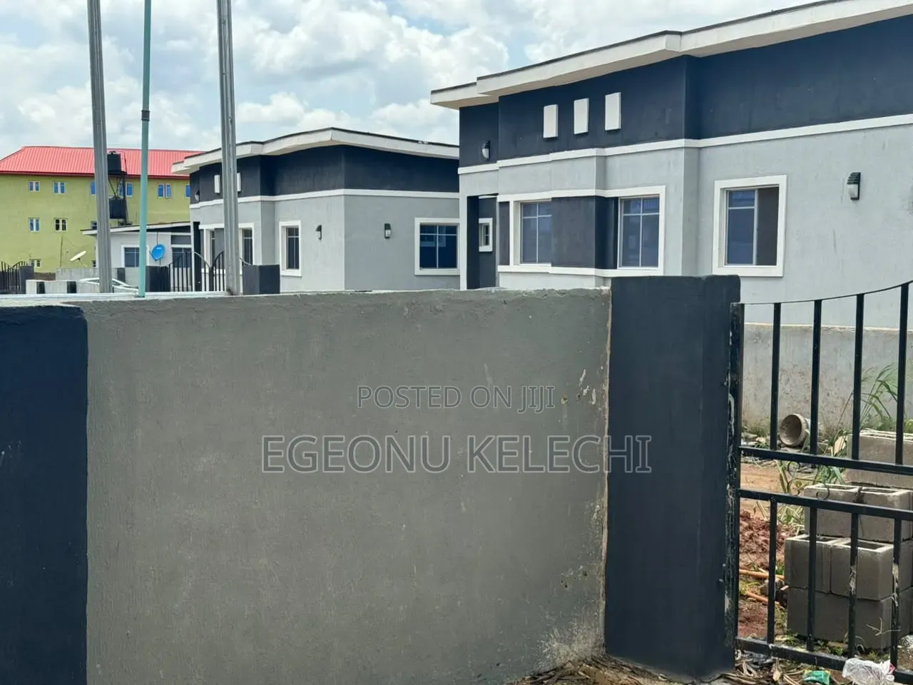 3bdrm Bungalow in Obafemi-Owode for sale in Obafemi-Owode