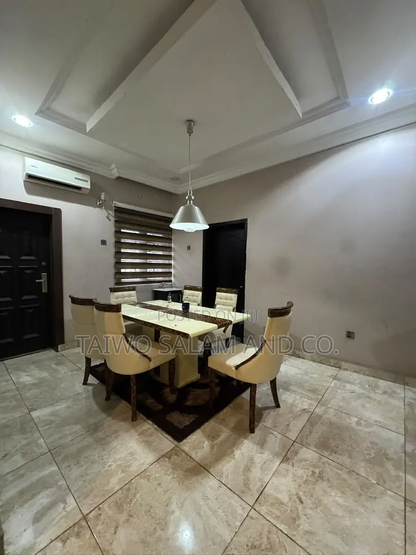 5bdrm Duplex in Ojoo for sale in Ojoo