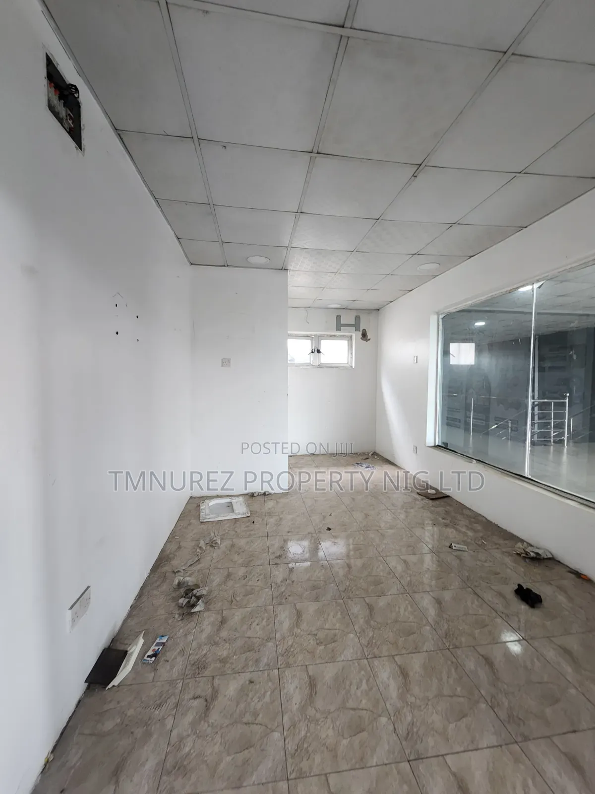 Shop/Office Space for Rent Jakande in Jakande