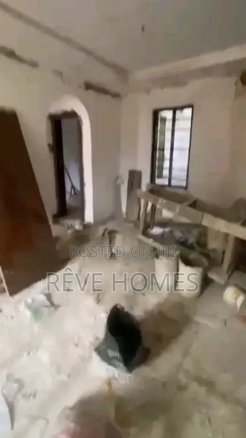 2bdrm Block of Flats in Soluyi for rent in Soluyi