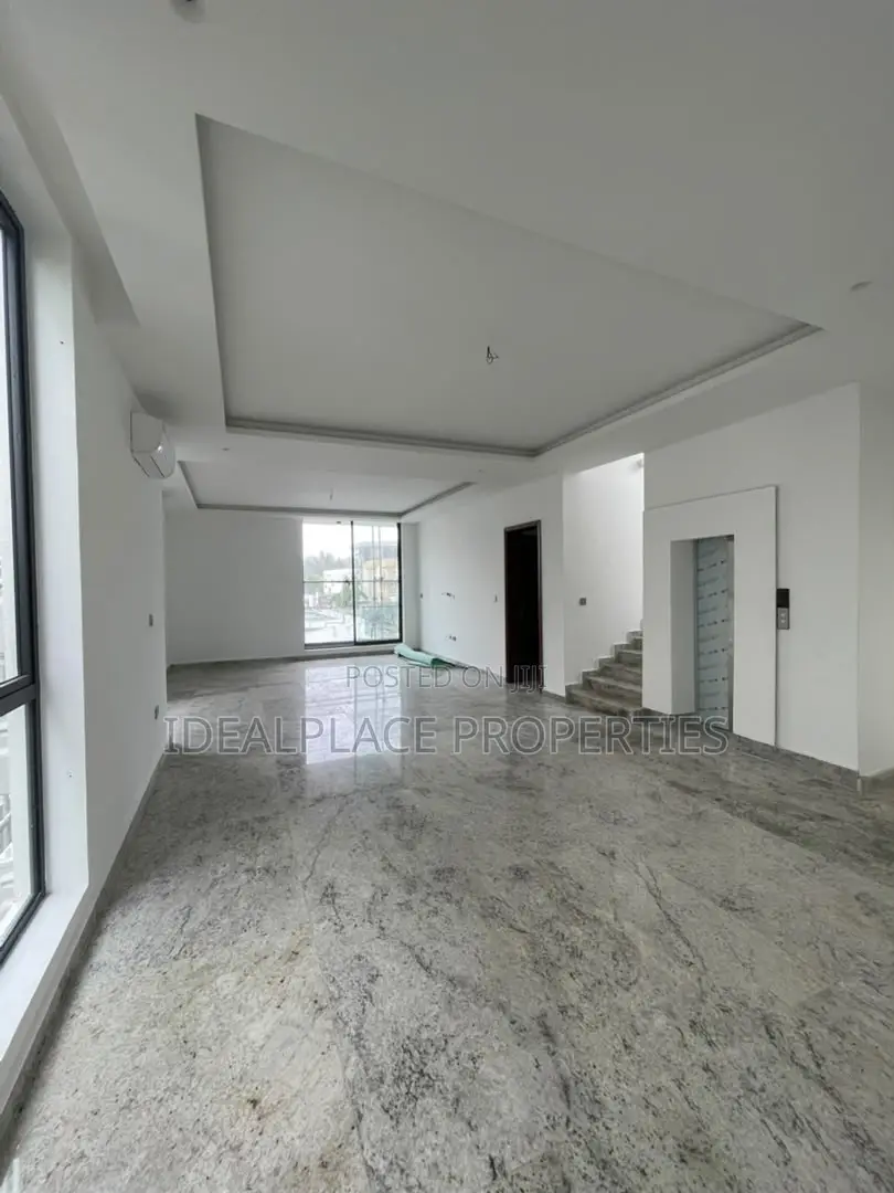 6bdrm Duplex in Banana Island Estate for sale in Banana Island