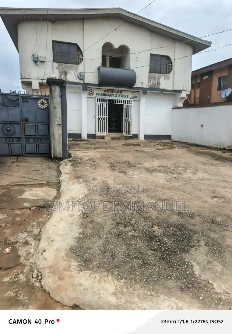 20bdrm Block of Flats in Abaranje Ikotun for sale in Ikotun/Igando