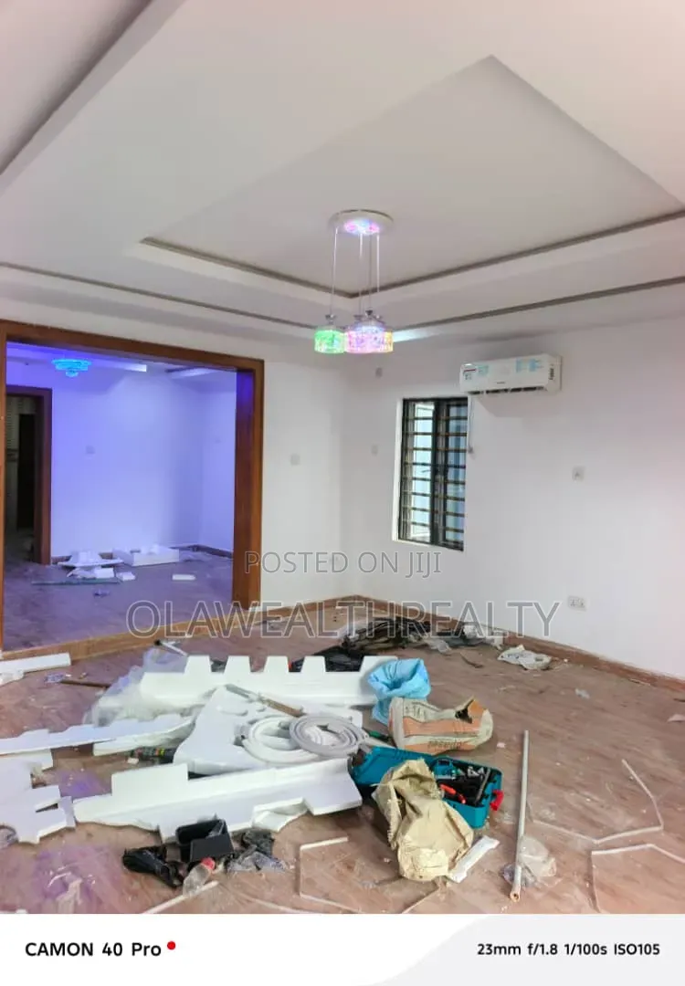 4bdrm Duplex in Okebadan Estate, Akobo for rent in Akobo