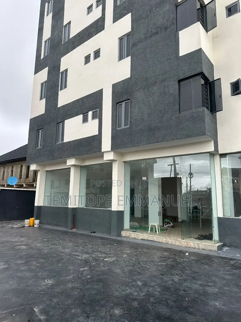 Furnished 3bdrm Apartment in Ikeja for sale in Ikeja