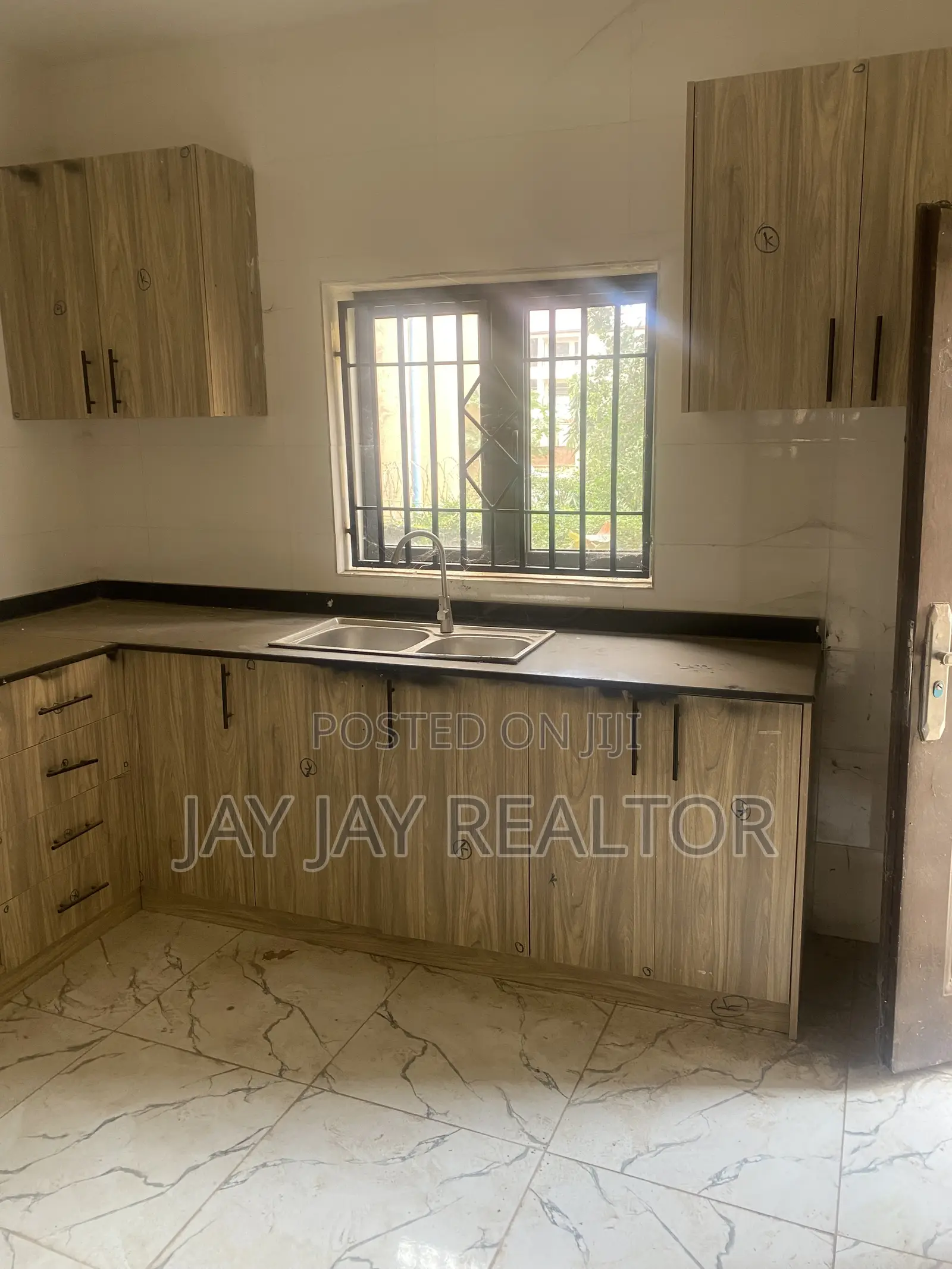 3bdrm House in Durumi for rent in Durumi