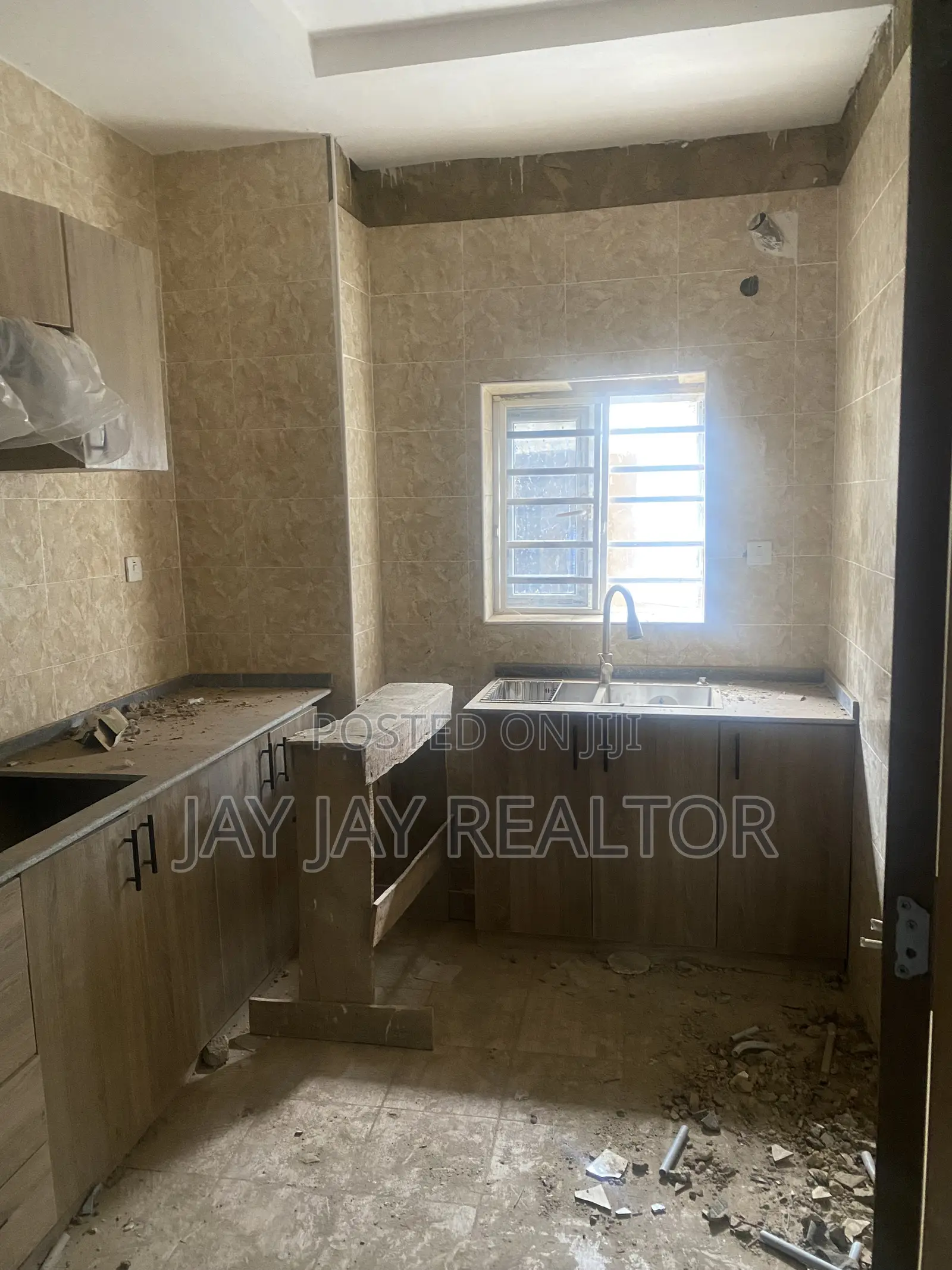 2bdrm Block of Flats in Durumi for sale in Durumi