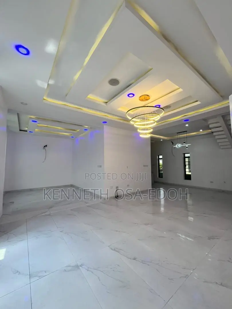 5bdrm Duplex in Victory Park Estate, Osapa london for sale in Osapa london