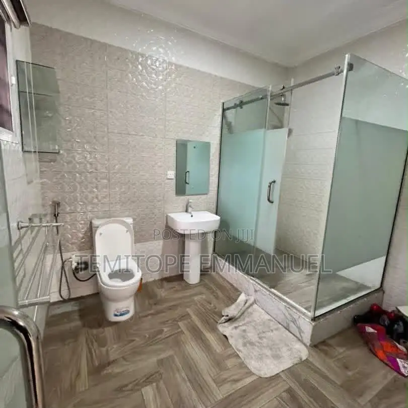 Furnished 4bdrm Duplex in Mende for sale in Mende