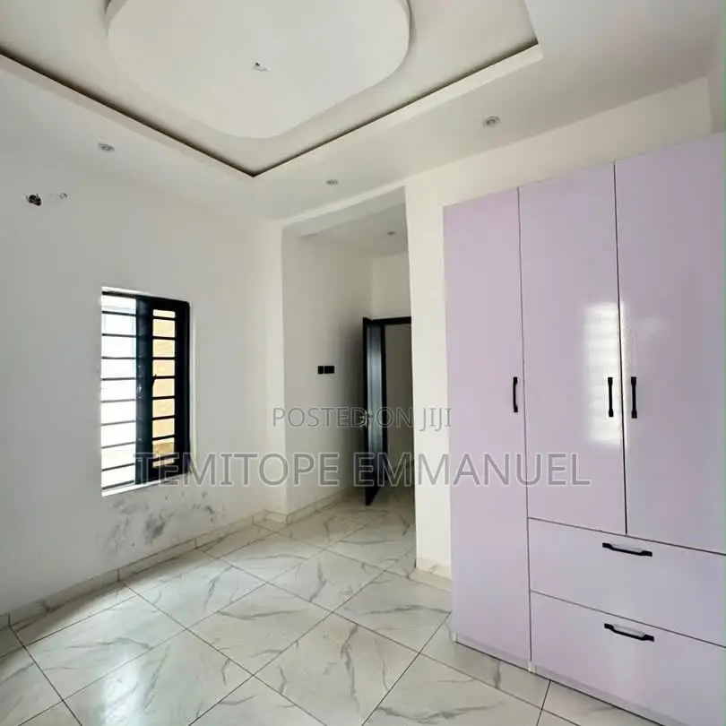 Furnished 3bdrm Apartment in Gbagada for sale in Gbagada