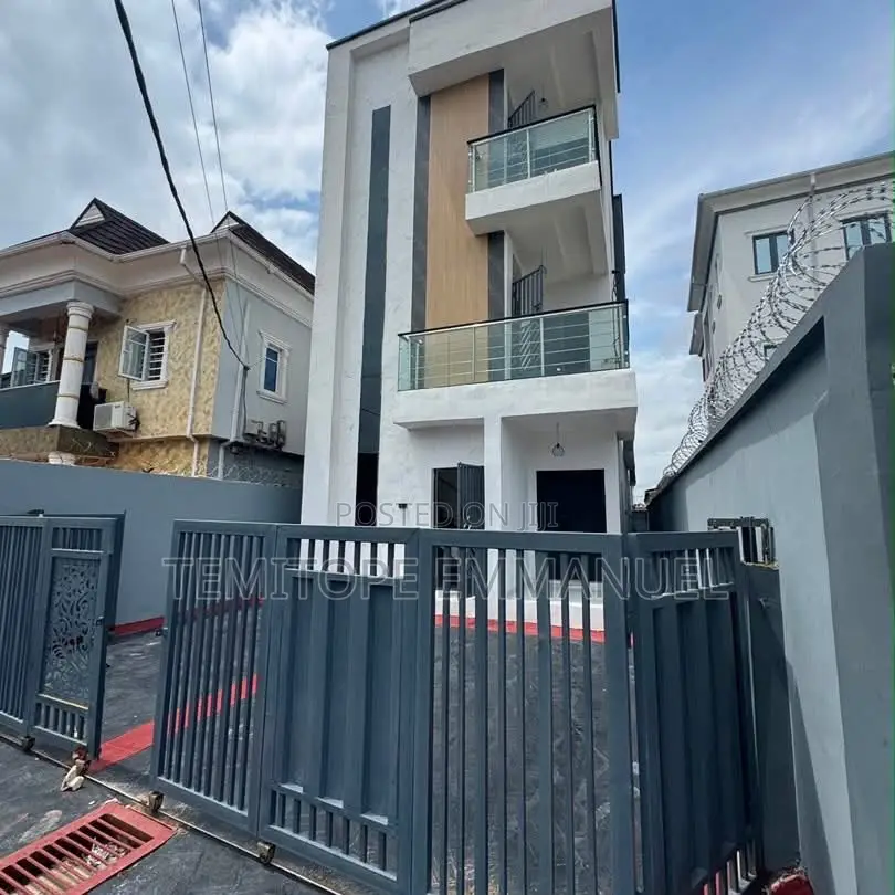 Furnished 3bdrm Apartment in Gbagada for sale in Gbagada