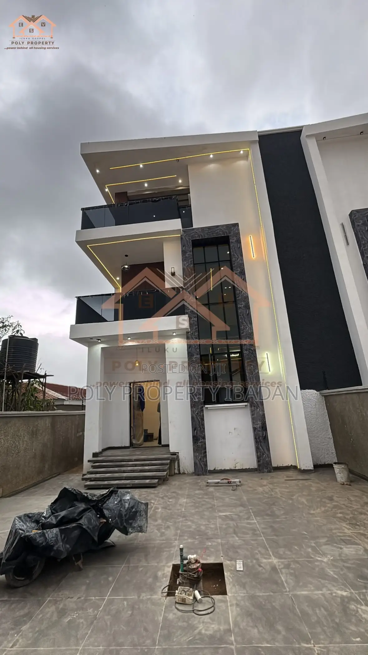 4bdrm Duplex in Oluyole Estate, Ibadan for sale in Ibadan