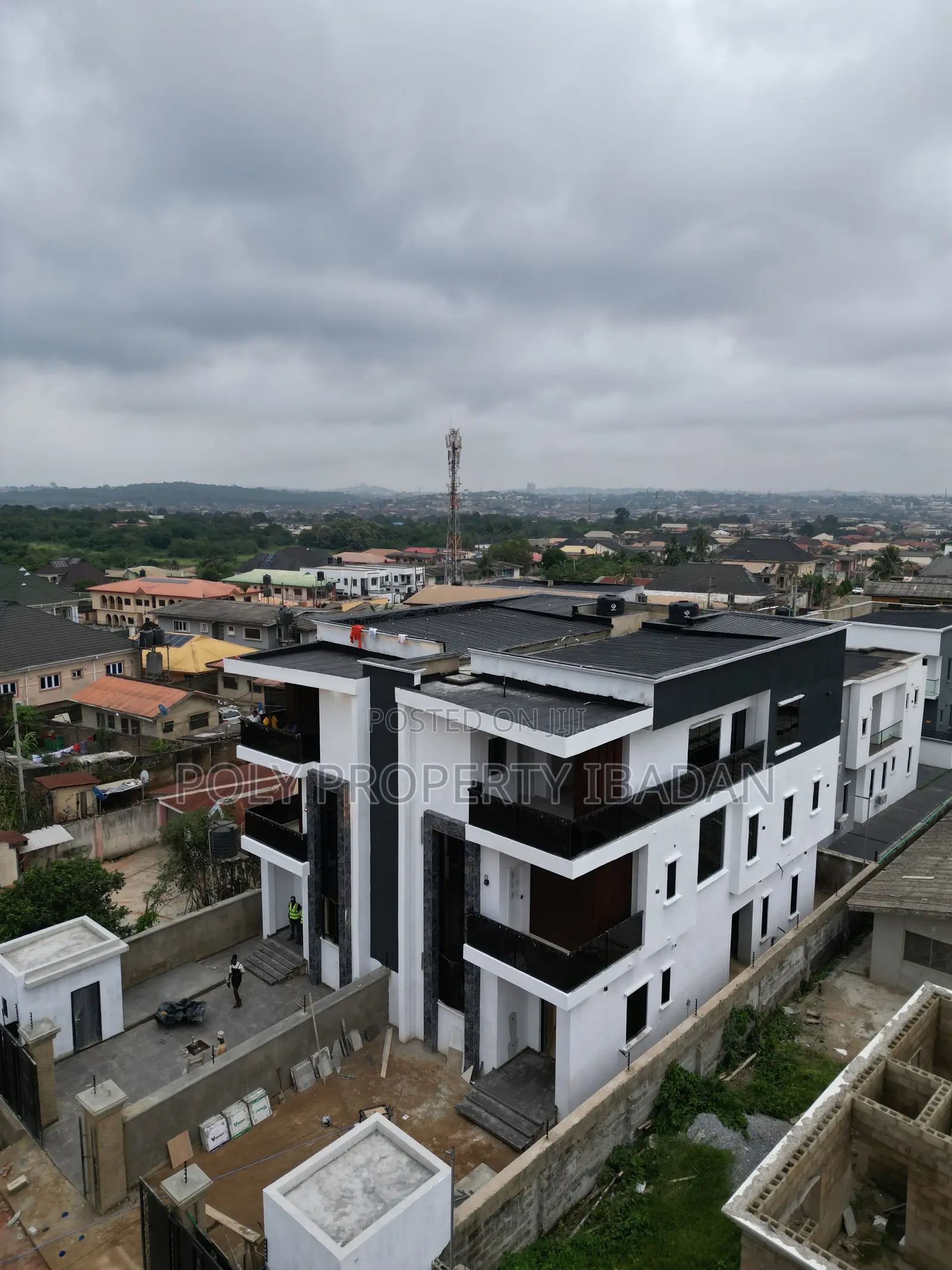 4bdrm Duplex in Oluyole Estate, Ibadan for sale in Ibadan