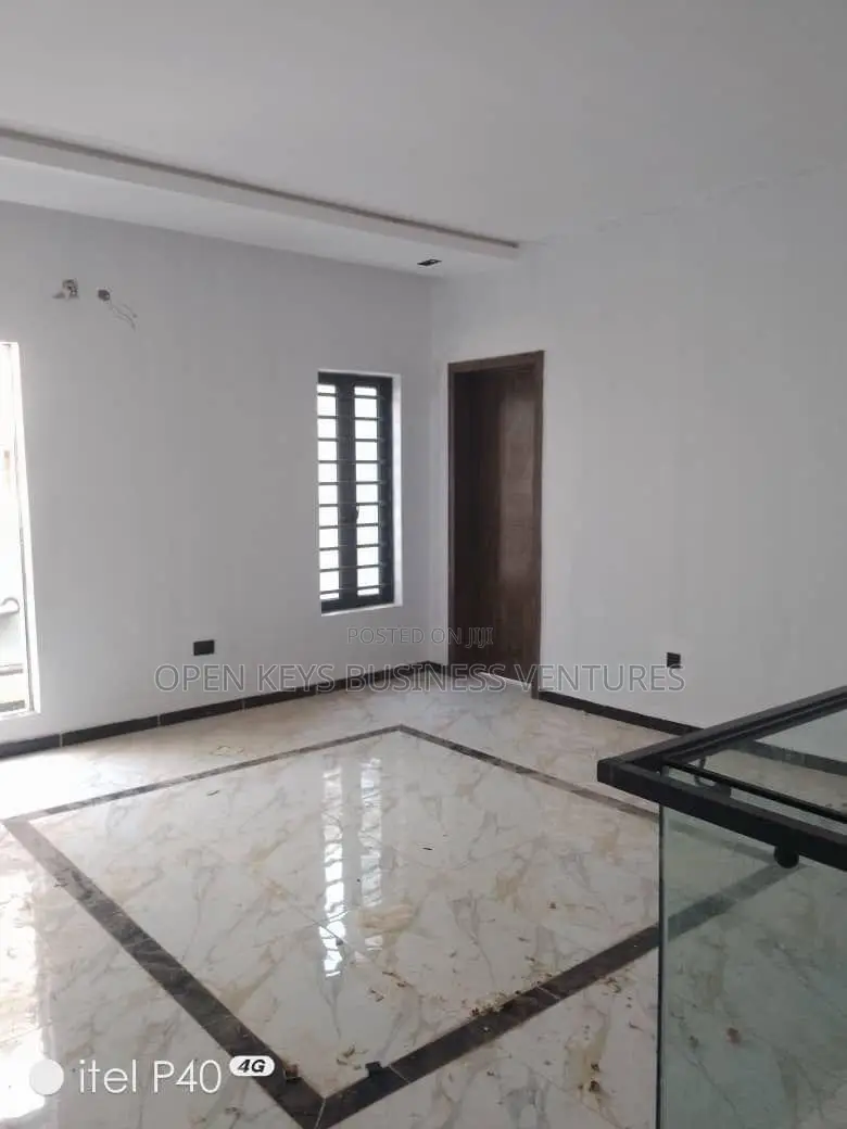 Furnished 4bdrm Duplex in Dejo Oyelese, Old Bodija for sale in Old Bodija