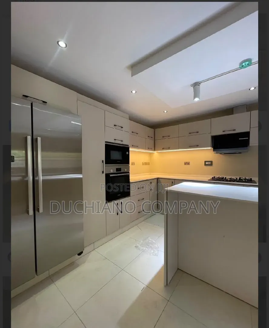 3bdrm Apartment in Old Ikoyi for rent in Old Ikoyi
