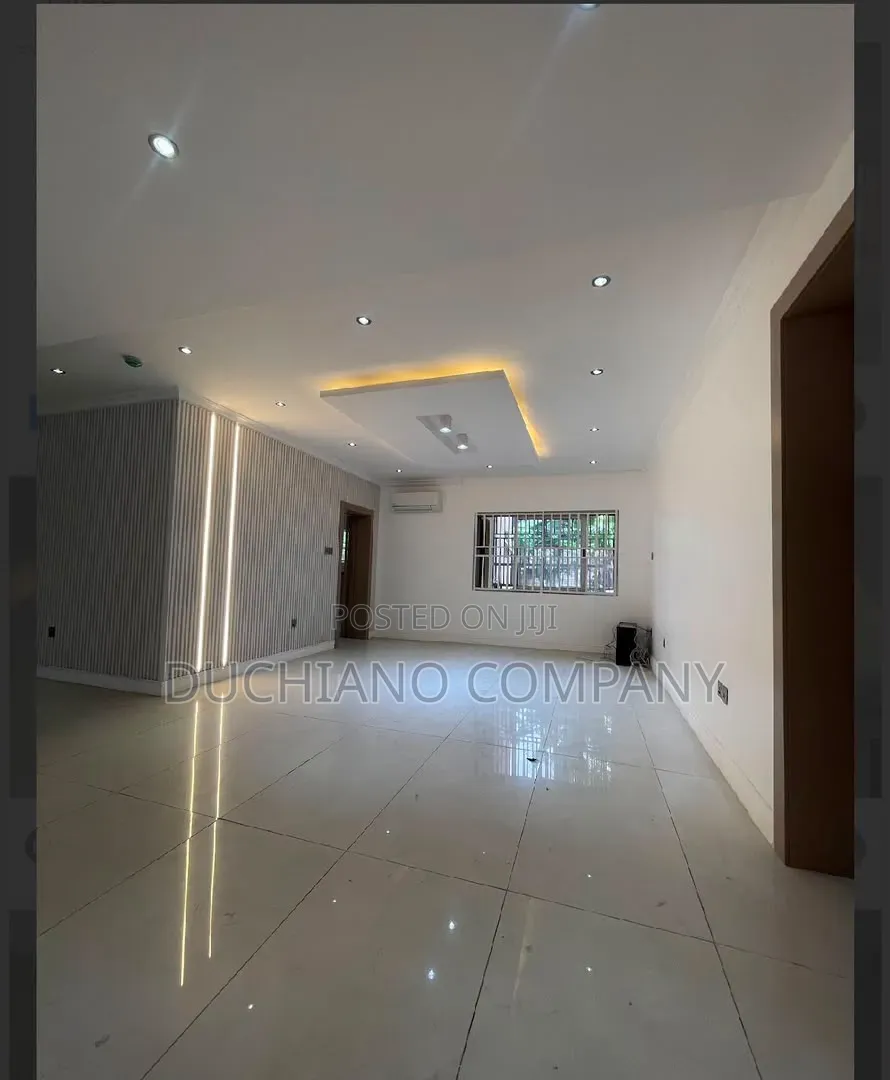 3bdrm Apartment in Old Ikoyi for rent in Old Ikoyi