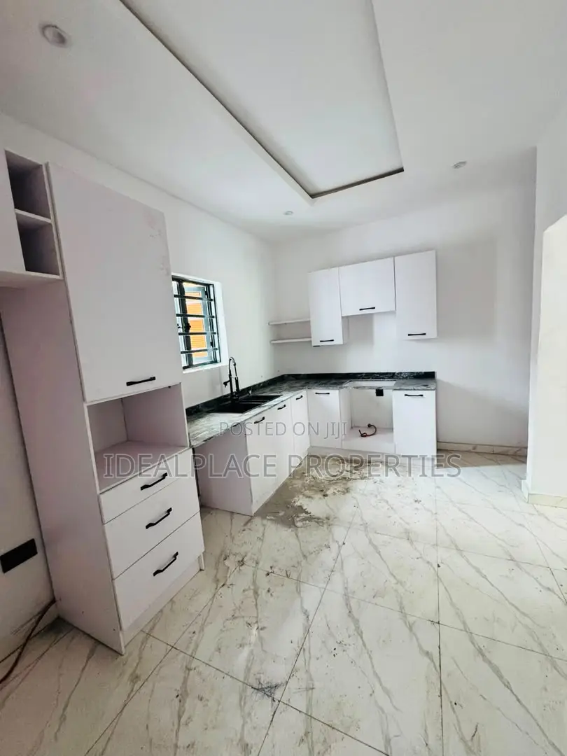 3bdrm Apartment in Ifako-Gbagada for sale in Ifako-Gbagada