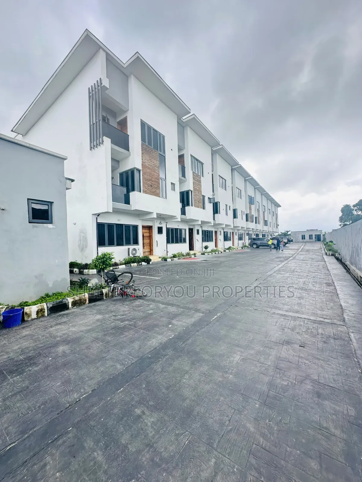 4bdrm Duplex in Lekki Phase 1 for rent in Lekki Phase 1