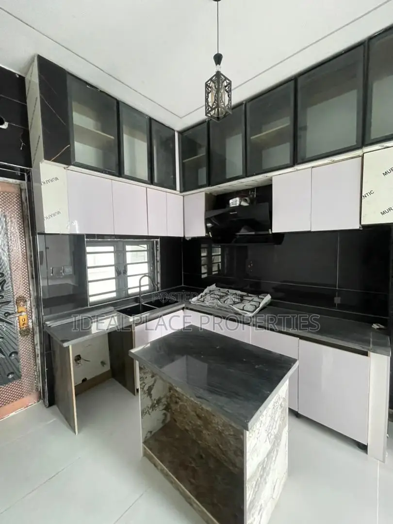 4bdrm Duplex in Ado / Ajah for sale in Ado / Ajah