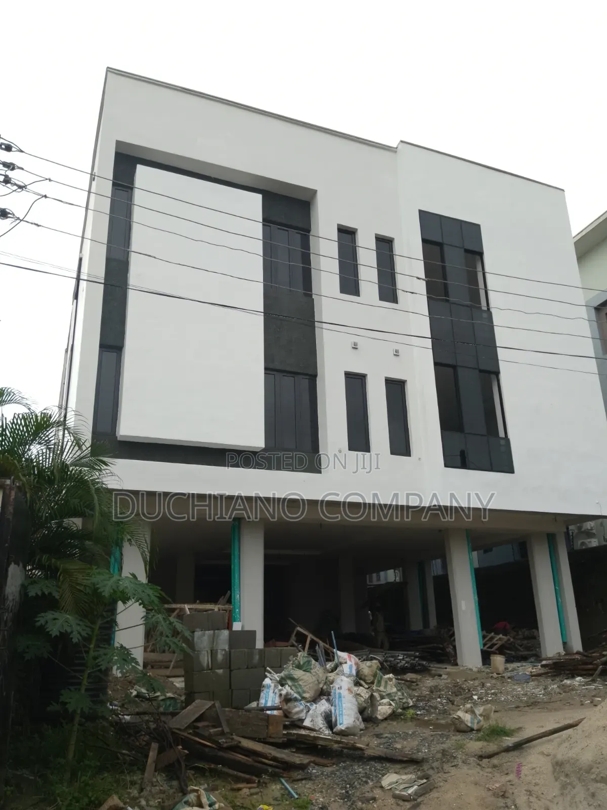 14bdrm Maisonette in Ikeja GRA for rent in Ikeja GRA