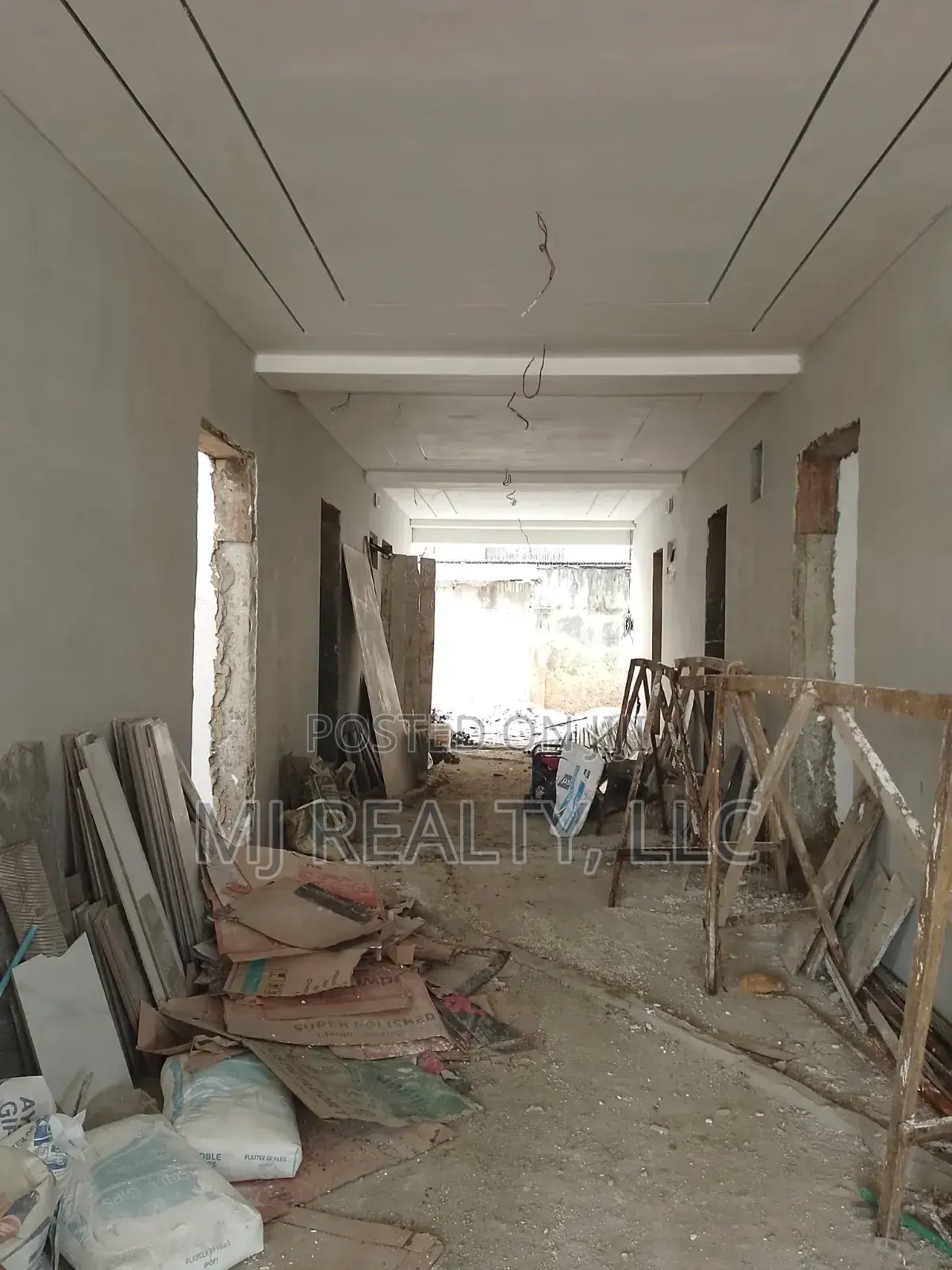 14bdrm Maisonette in Ikeja GRA for rent in Ikeja GRA