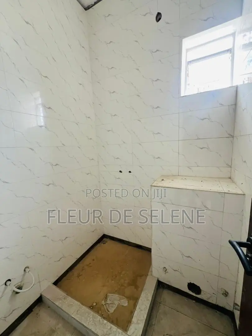 2bdrm Apartment in Ikate for sale in Ikate