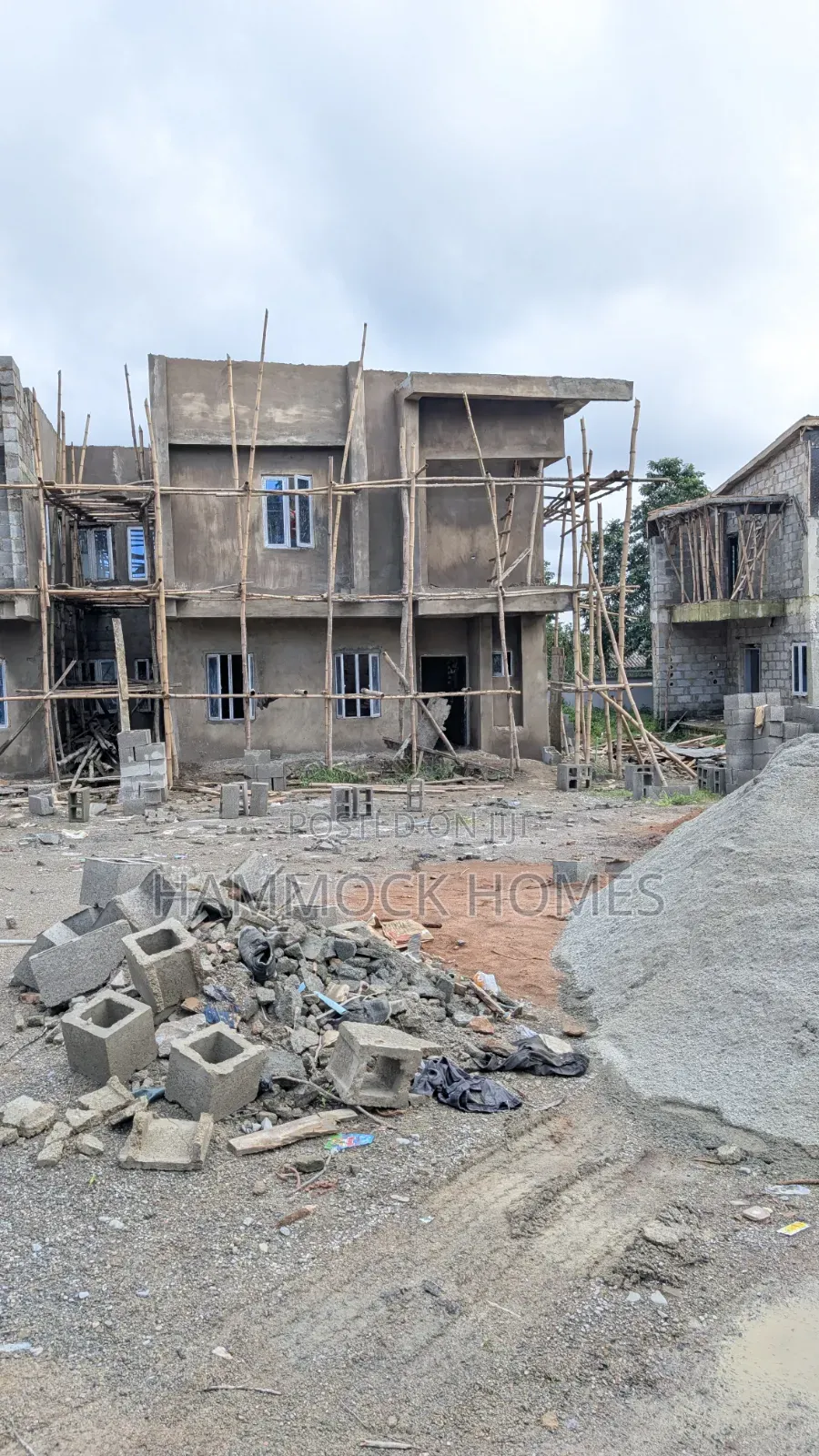 4bdrm Duplex in Phdl Estate, Eleyele for sale in Eleyele
