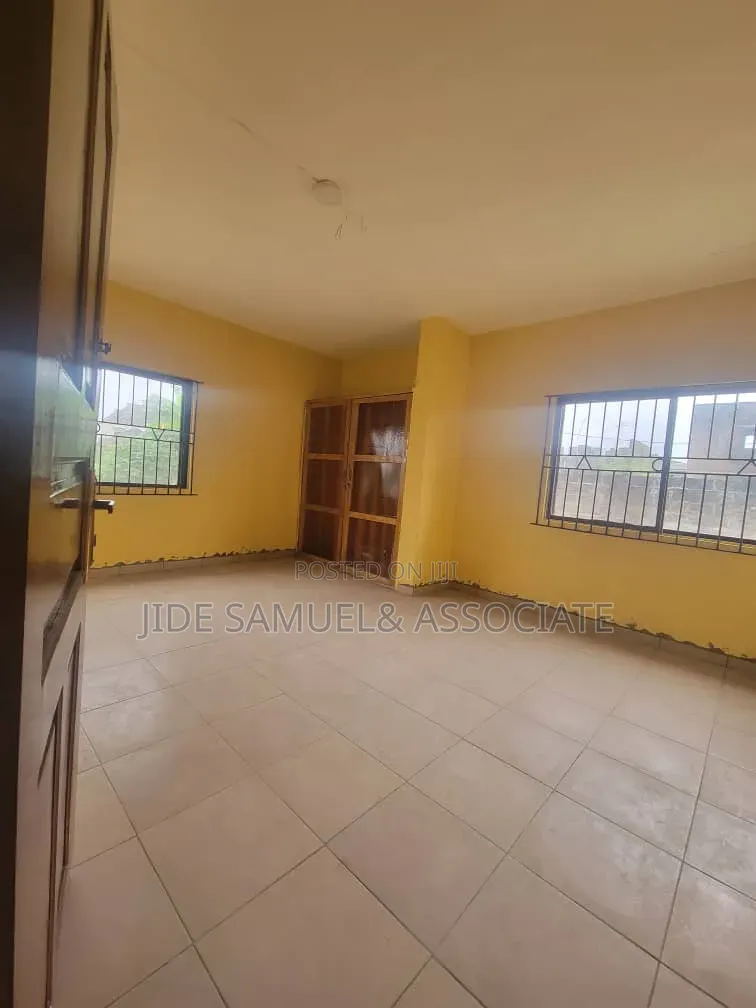 Furnished 3bdrm Block of Flats in Ayobo for rent in Ayobo