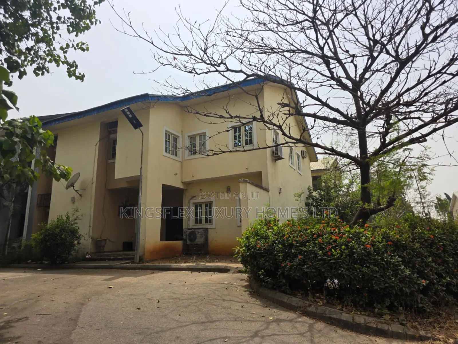 3bdrm Duplex in Estate, Wuse 2 for sale in Wuse 2