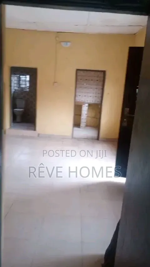 Mini Flat in Soluyi for rent in Soluyi