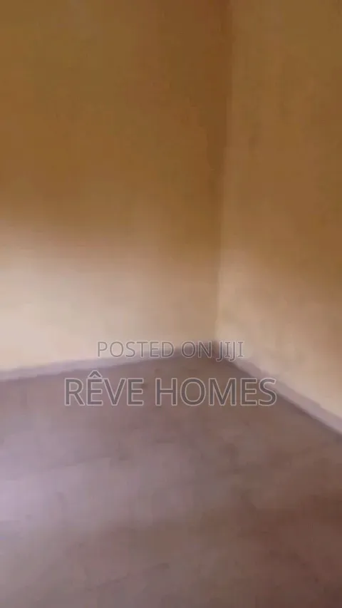 Mini Flat in Soluyi for rent in Soluyi