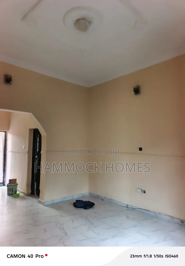 3bdrm Block of Flats in Okebadan Estate, Akobo for rent in Akobo