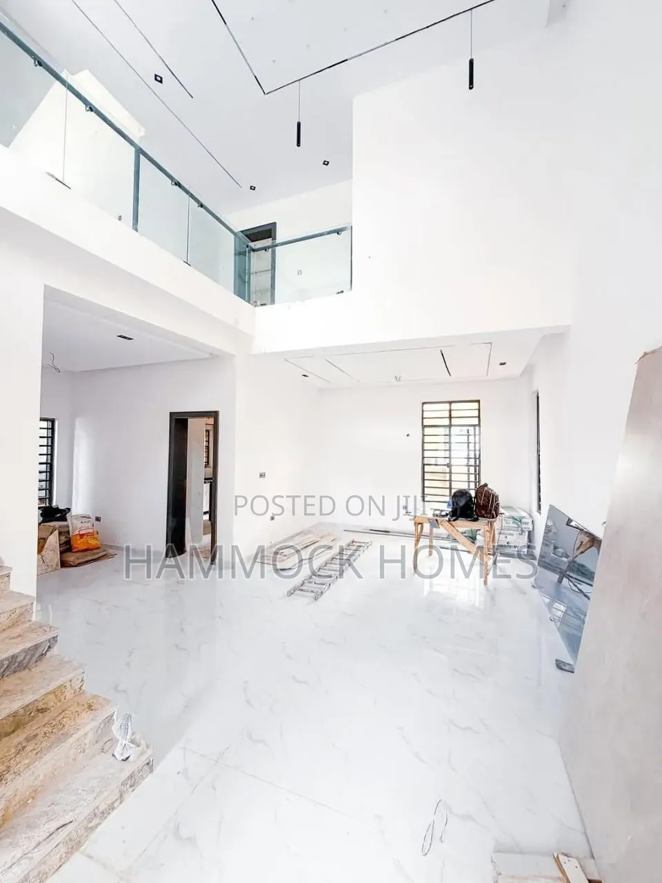 6bdrm Penthouse in Carlton Gate Gra, Akobo for sale in Akobo