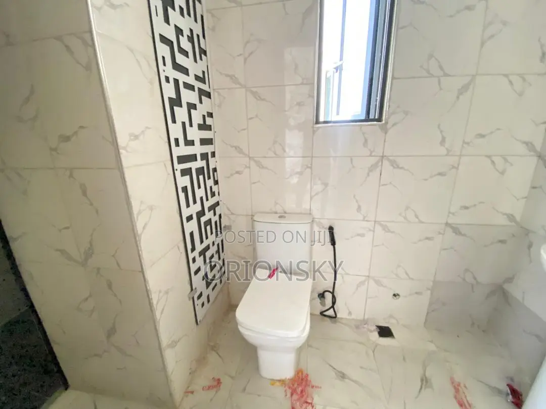 1bdrm Apartment in Lekki Phase 1 for sale in Lekki Phase 1