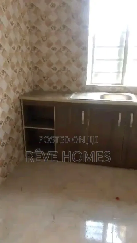 2bdrm Block of Flats in Obanikoro for rent in Obanikoro