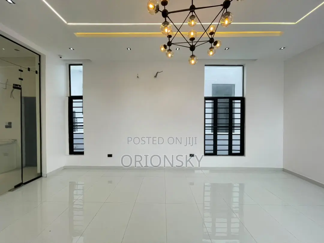 4bdrm Duplex in Olokonla for sale in Olokonla