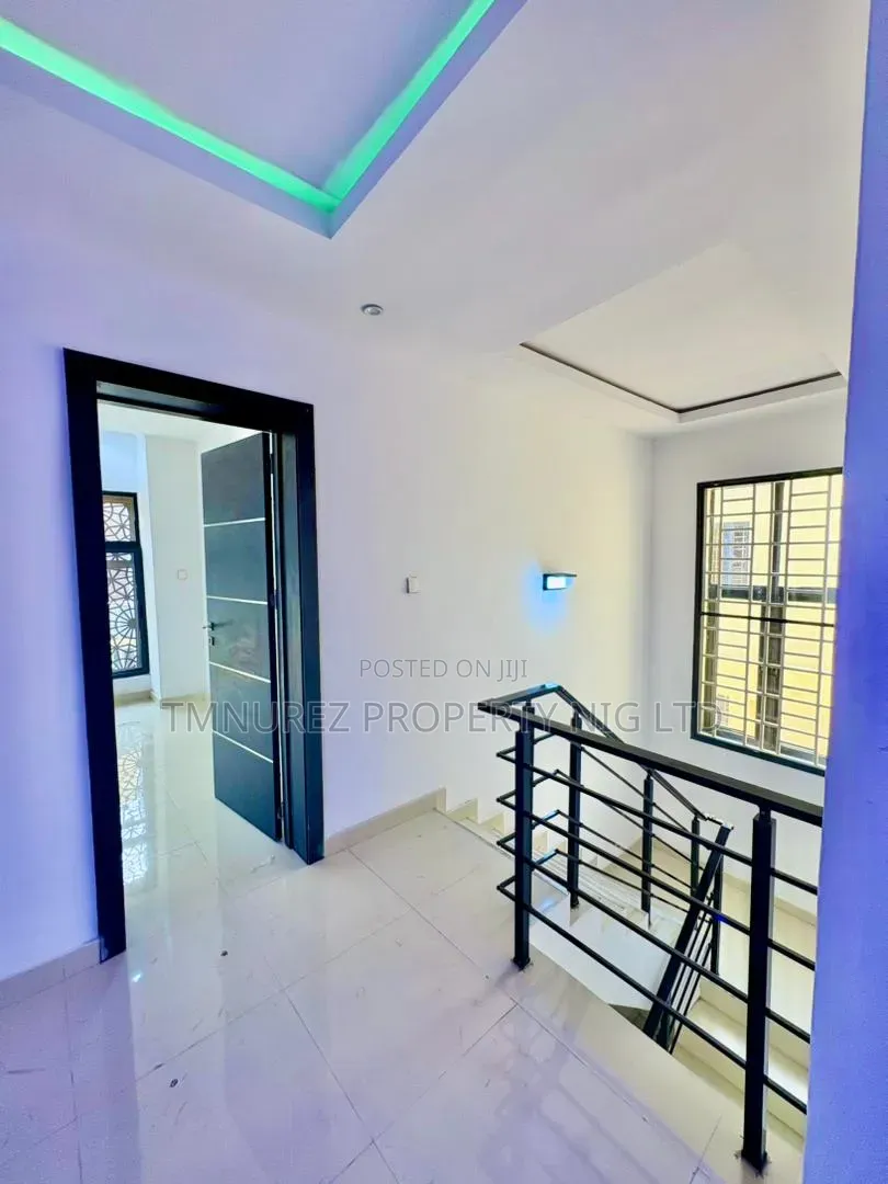 4bdrm Duplex in Abraham Adesanya Estate for rent in Abraham Adesanya Estate
