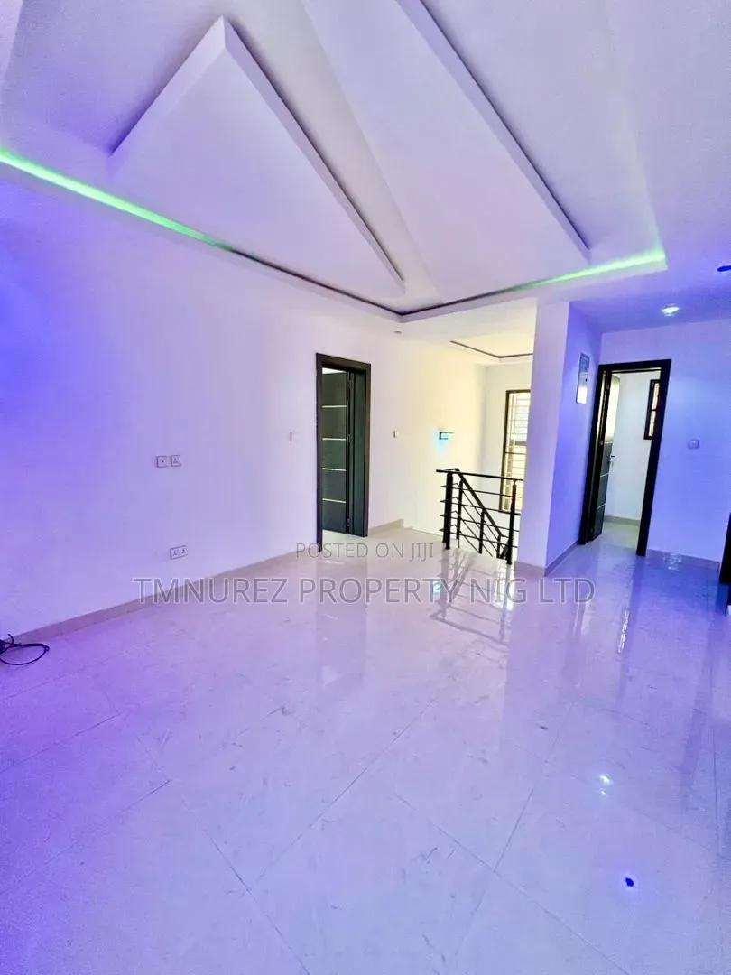 4bdrm Duplex in Abraham Adesanya Estate for rent in Abraham Adesanya Estate