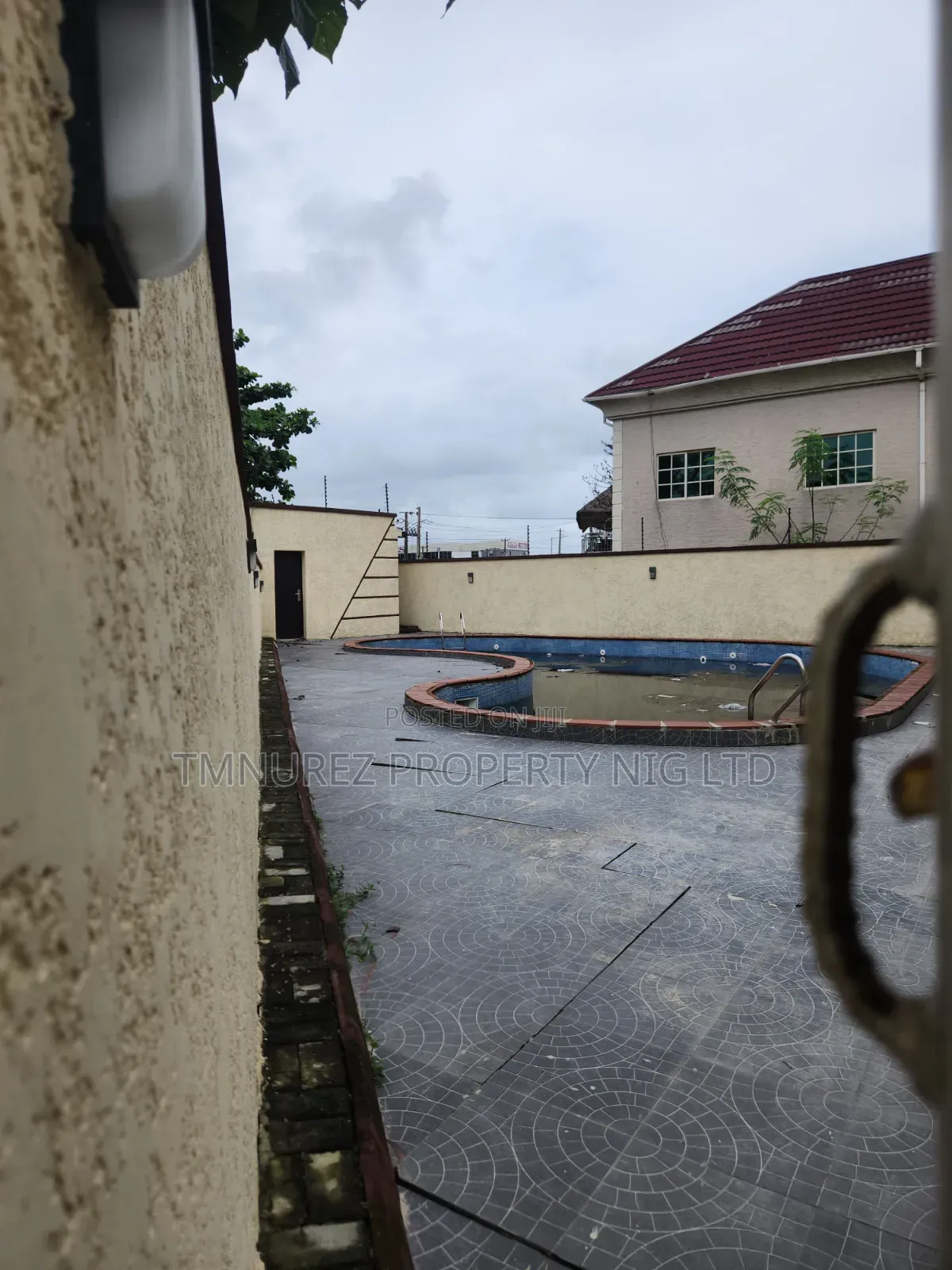 4bdrm Duplex in Abraham Adesanya Estate for rent in Abraham Adesanya Estate